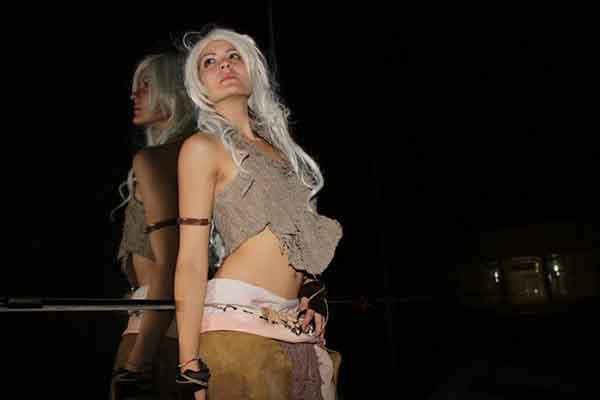 cosplay-Khaleesi-17