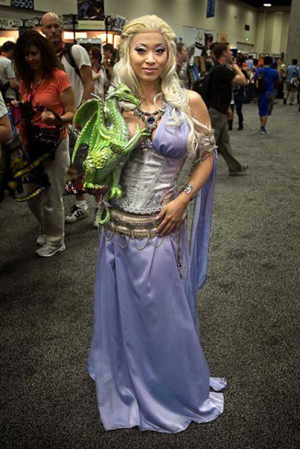 cosplay-Khaleesi-22