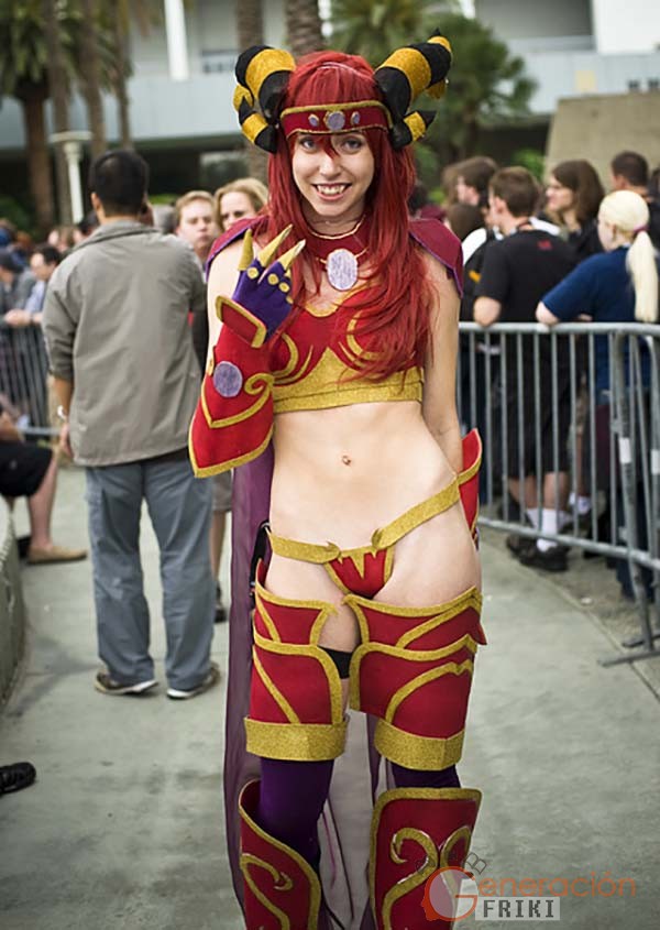 Cosplay-Alexstrasza-Wow-15