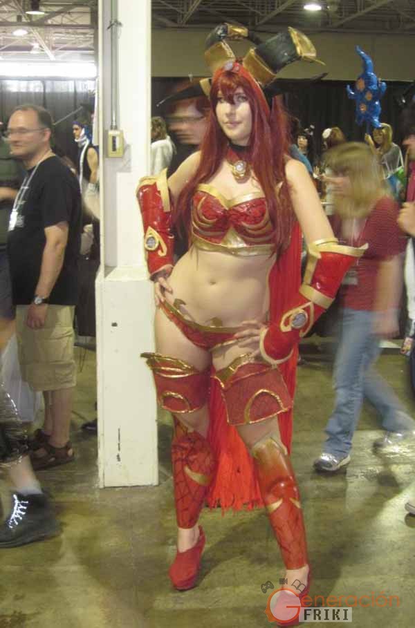 Cosplay-Alexstrasza-Wow-17