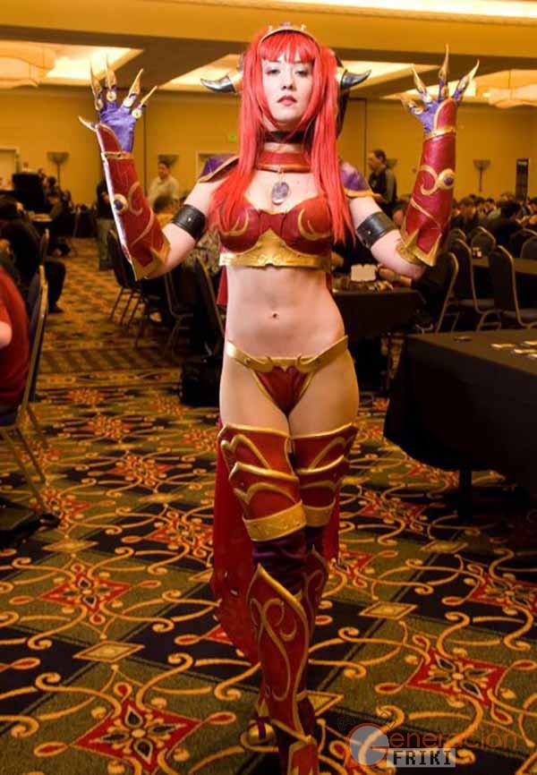 Cosplay-Alexstrasza-Wow-21