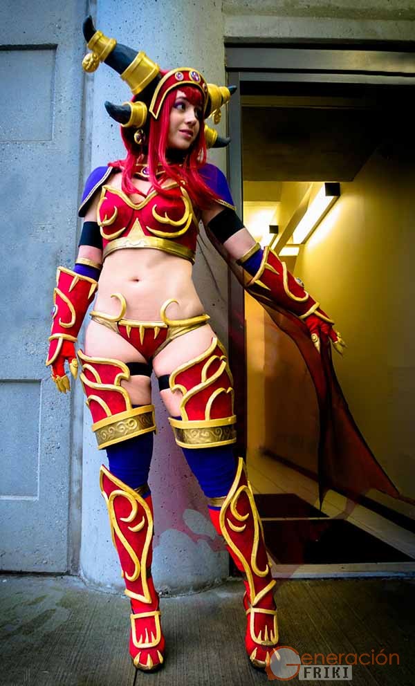 Cosplay-Alexstrasza-Wow-28