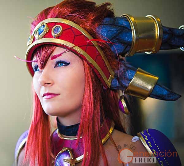 Cosplay-Alexstrasza-Wow-34
