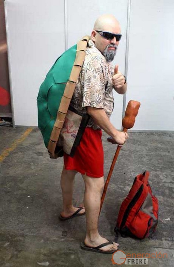 Cosplay-Mutenroshi-DragonBall00002