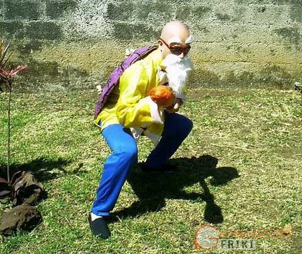 Cosplay-Mutenroshi-DragonBall00009
