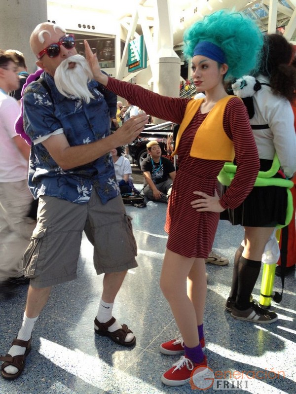 Cosplay-Mutenroshi-DragonBall00022