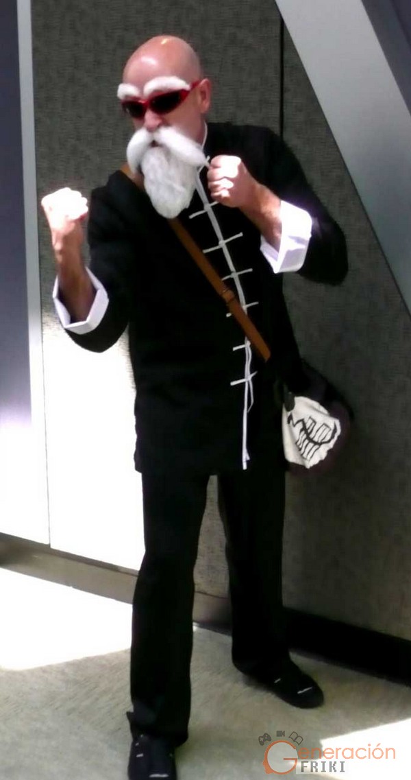 Cosplay-Mutenroshi-DragonBall00031