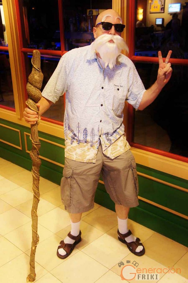 Cosplay-Mutenroshi-DragonBall00035
