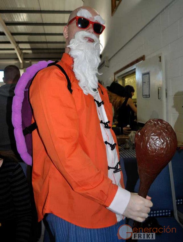 Cosplay-Mutenroshi-DragonBall00040
