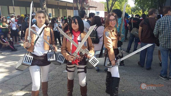 8-Japan-Weekend-2015-Attack-of-Titans