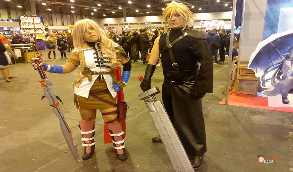 Japan-Weekend-Cosplay-2016-10-Cloud-y-Lighting-(VII-y-FFXIII)