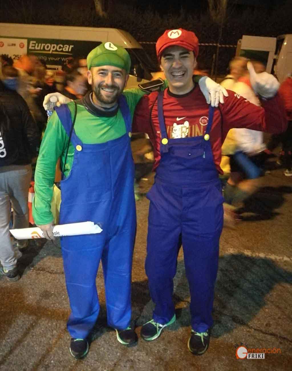 16-san-silvestre-2016-generacion-friki-disfraces-super-mario-luigi-2