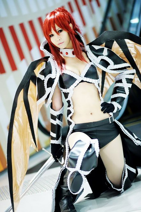 cosplay-erza-scarlet-fairy-tail-4