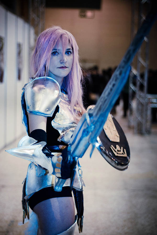 cosplay-lightning-14