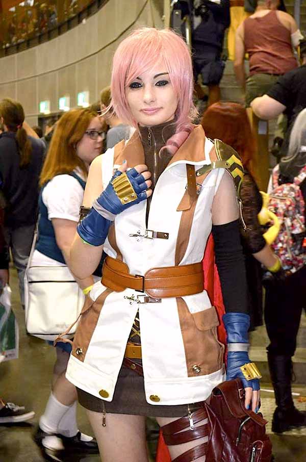 cosplay-lightning-46