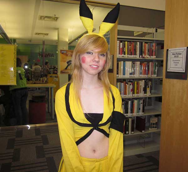 Cosplay-Pikachu-21