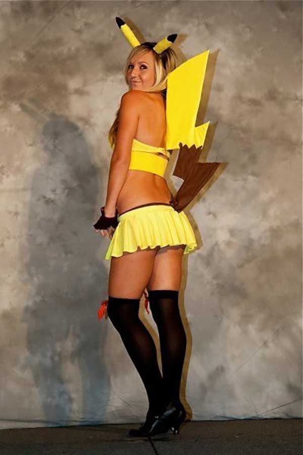 Cosplay-Pikachu-23
