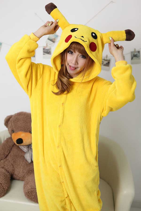 Cosplay-Pikachu-36
