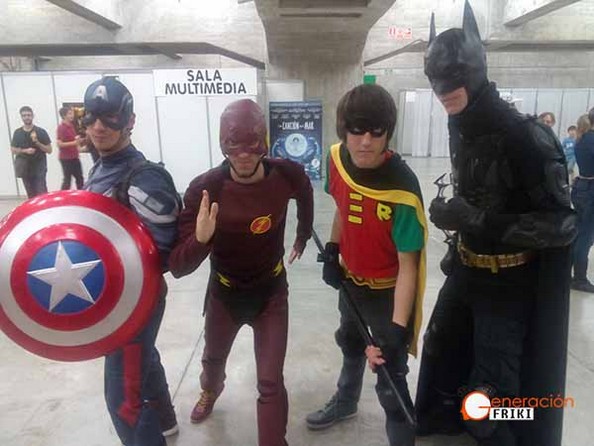 26-Expomanga-2015-Liga-de-la-Justicia