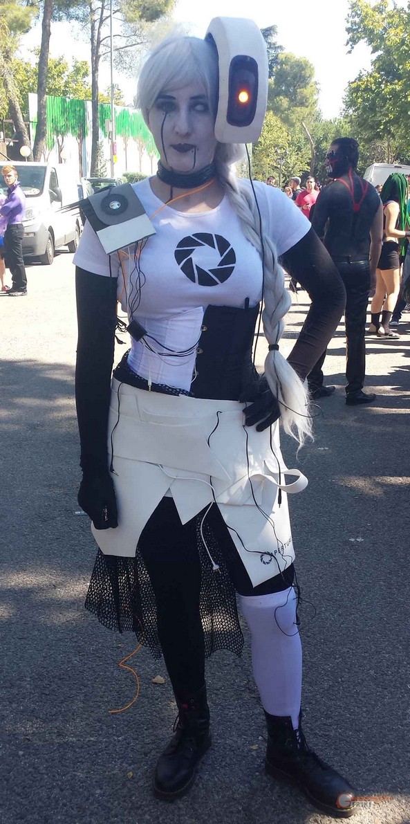 15-Japan-Weekend-2015-Glados-Portal