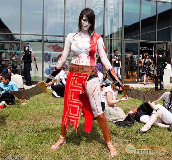 12-Kratos-God-of-War