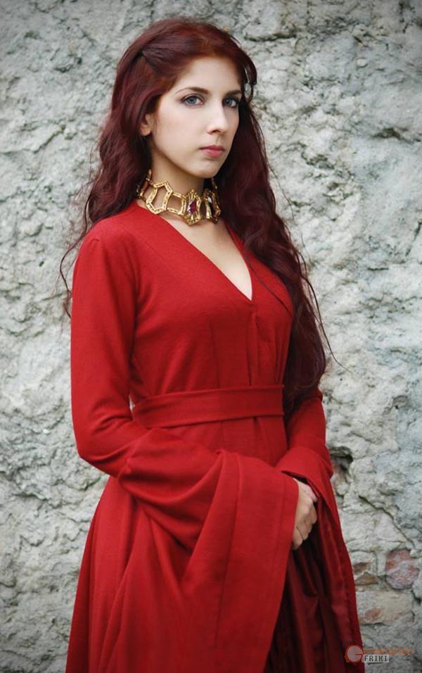 Melisandre-Juego-de-Tronos-4