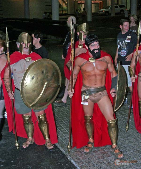Leonidas-300-8