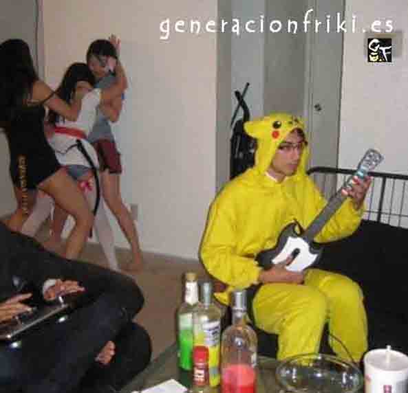 548) 24-07-14 Pikachu-por-encima-de-valores-bajos-Humor