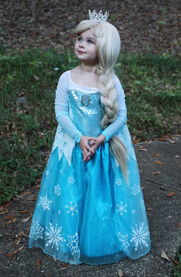 11-Cosplay-Elsa-Frozen