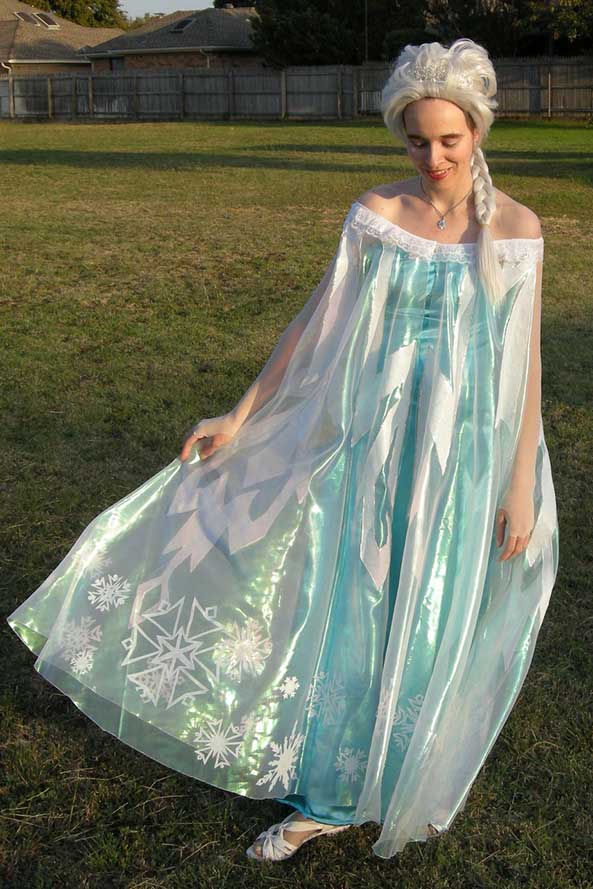 27-Cosplay-Elsa-Frozen