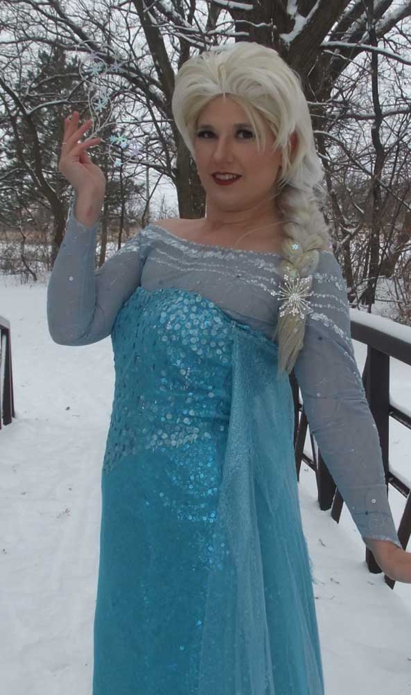 28-Cosplay-Elsa-Frozen