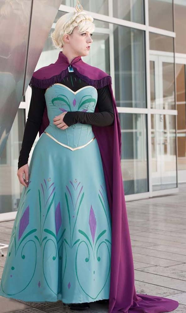 33-Cosplay-Elsa-Frozen