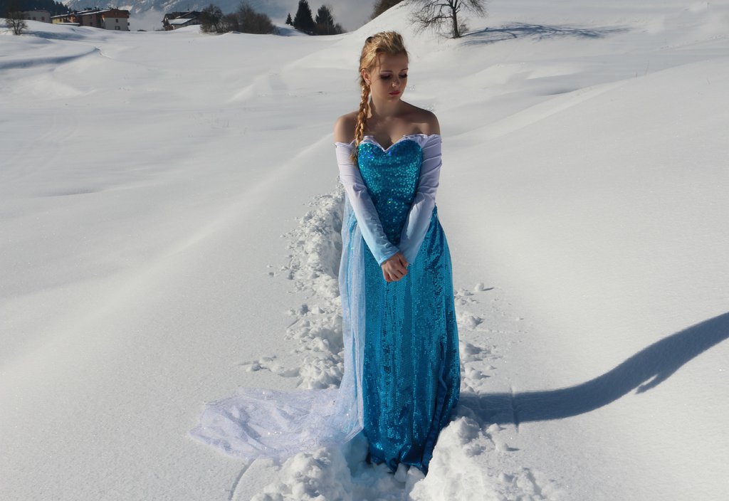 42-Cosplay-Elsa-Frozen
