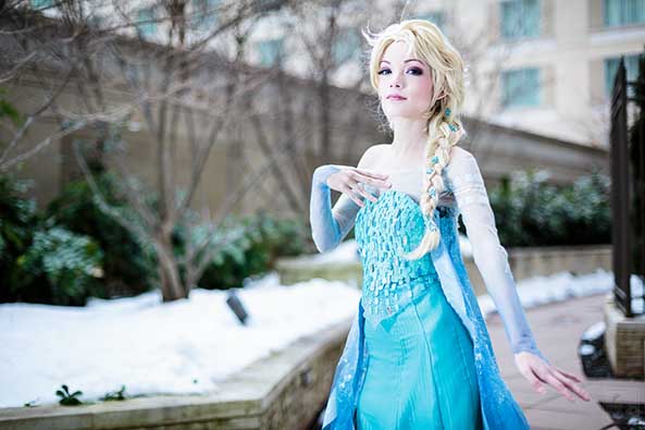 7-Cosplay-Elsa-Frozen