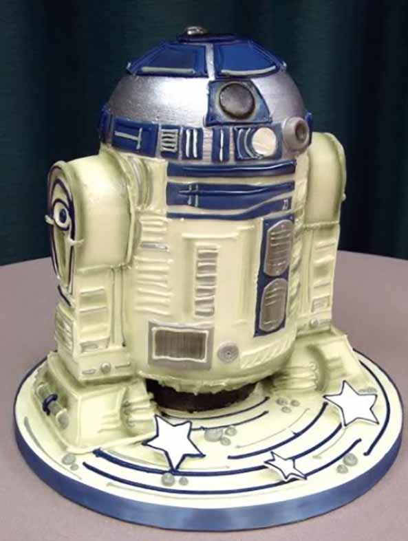 30-Tarta-friki-R2-D2-StarWars-30