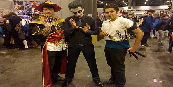 11-Roronoa-Zoro-One-Piece-Japan-Weekend-Cosplay-2016-8