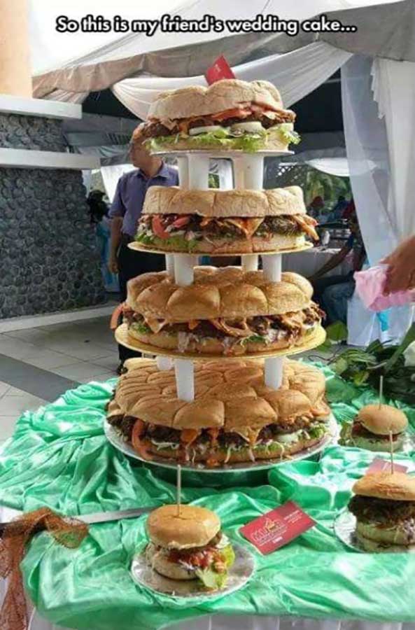 1319) 28-06-16 tarta-bodas-hamburguesas-Humor