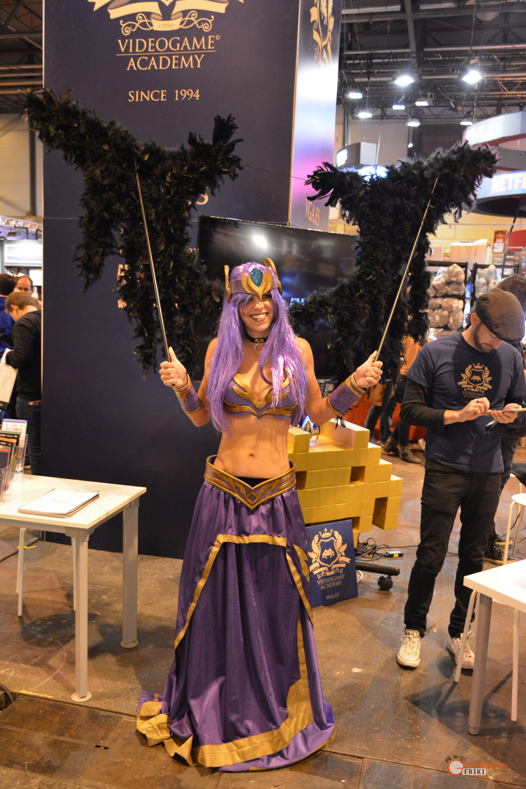 24-Cosplay-Heroes-Comic-con-2017-Morgana-(LOL)